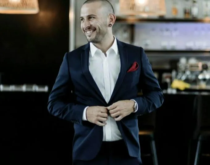 אלכס לובנוב