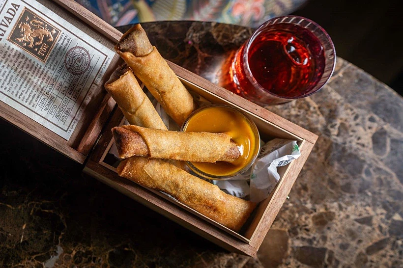 קולולו בר קוקטיילים