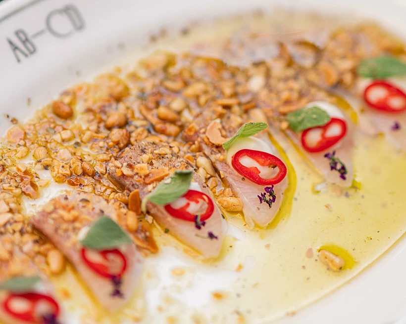 לואי חלבי, מסעדת abcd