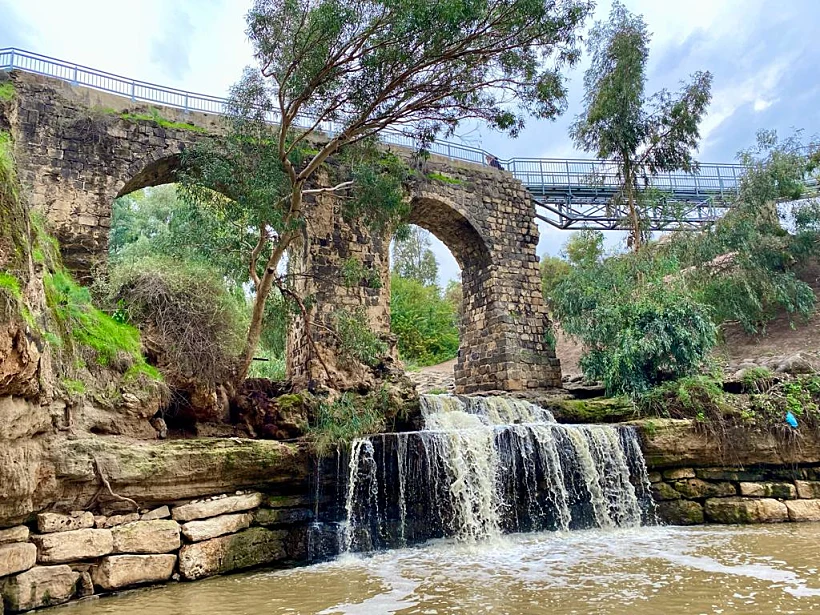 מפל גשר הקנטרה