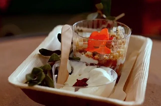 קינוח "העץ הנדיב"