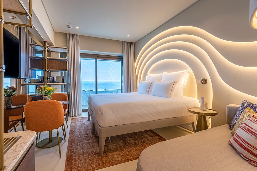 Brown Hotels / Elastic Architects / © Pygmalion Karatzas