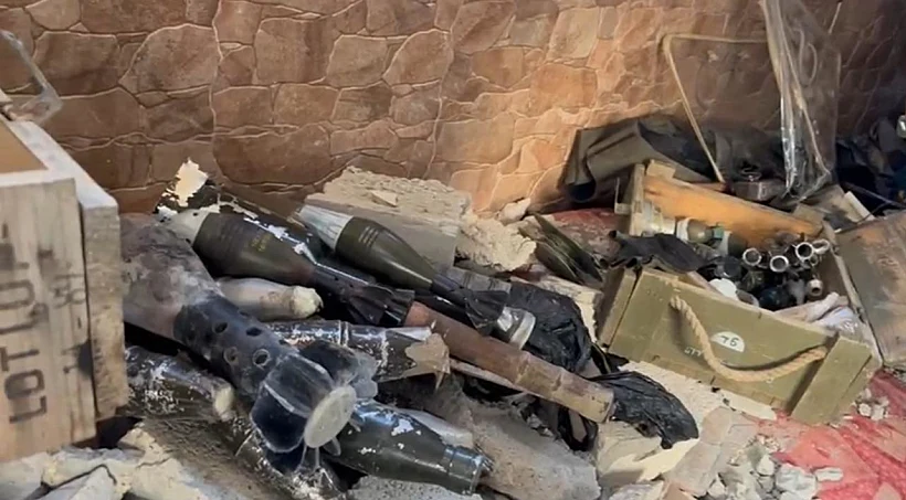 נשק שנמצא בבית החולים נאסר בח'אן יונס עזה מלחמת חרבות ברזל