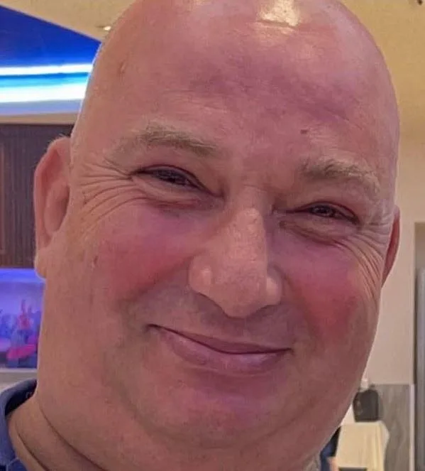 הנרצח, חאלד חוסיין