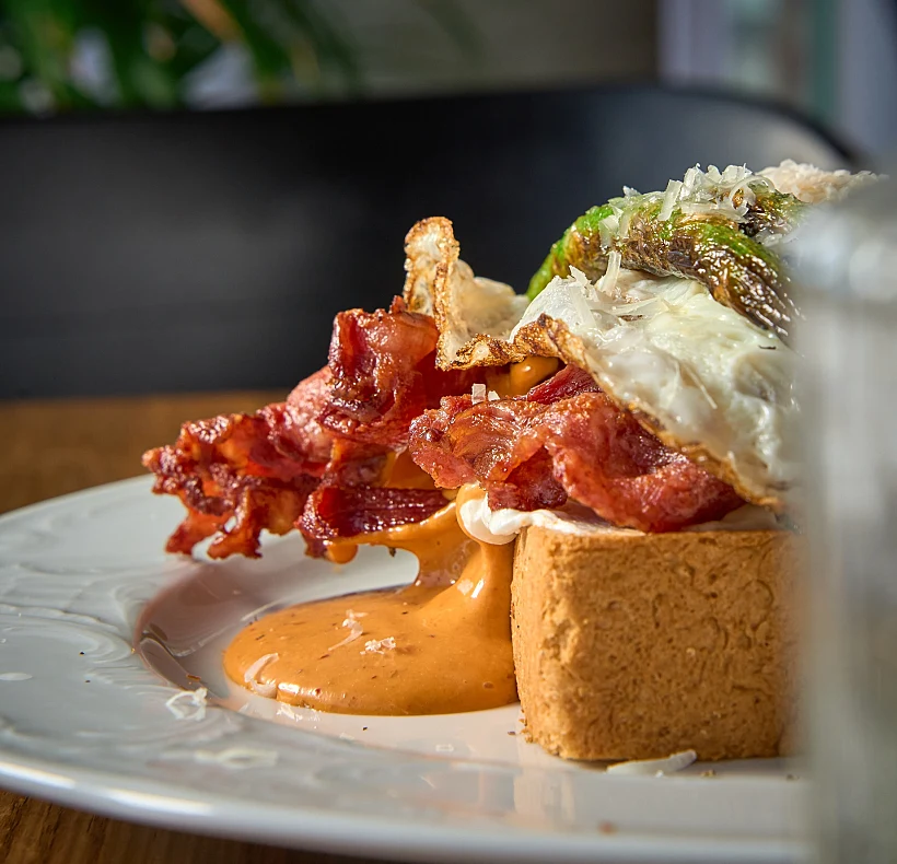 ארוחת בוקר, לונל