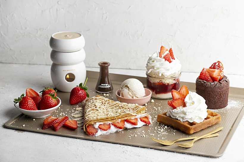 קינוחי תותים במקס ברנר