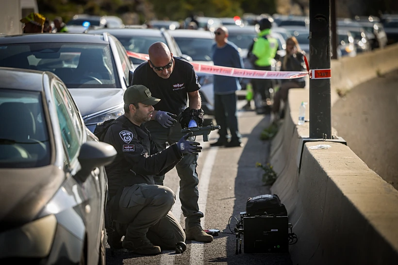 זירת הפיגוע במעלה אדומים