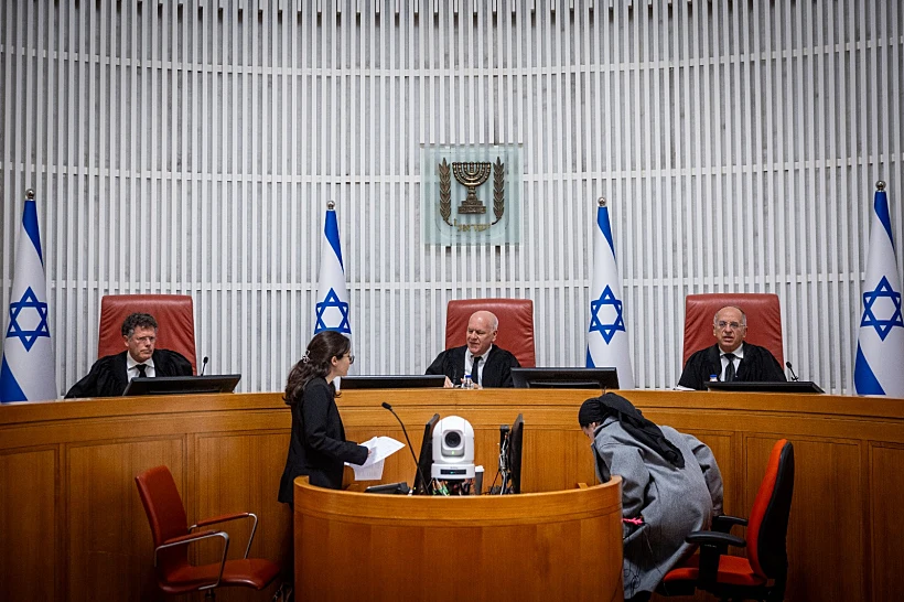 הרכב השופטים בדיון שערך היום בג"ץ בחוק הגיוס