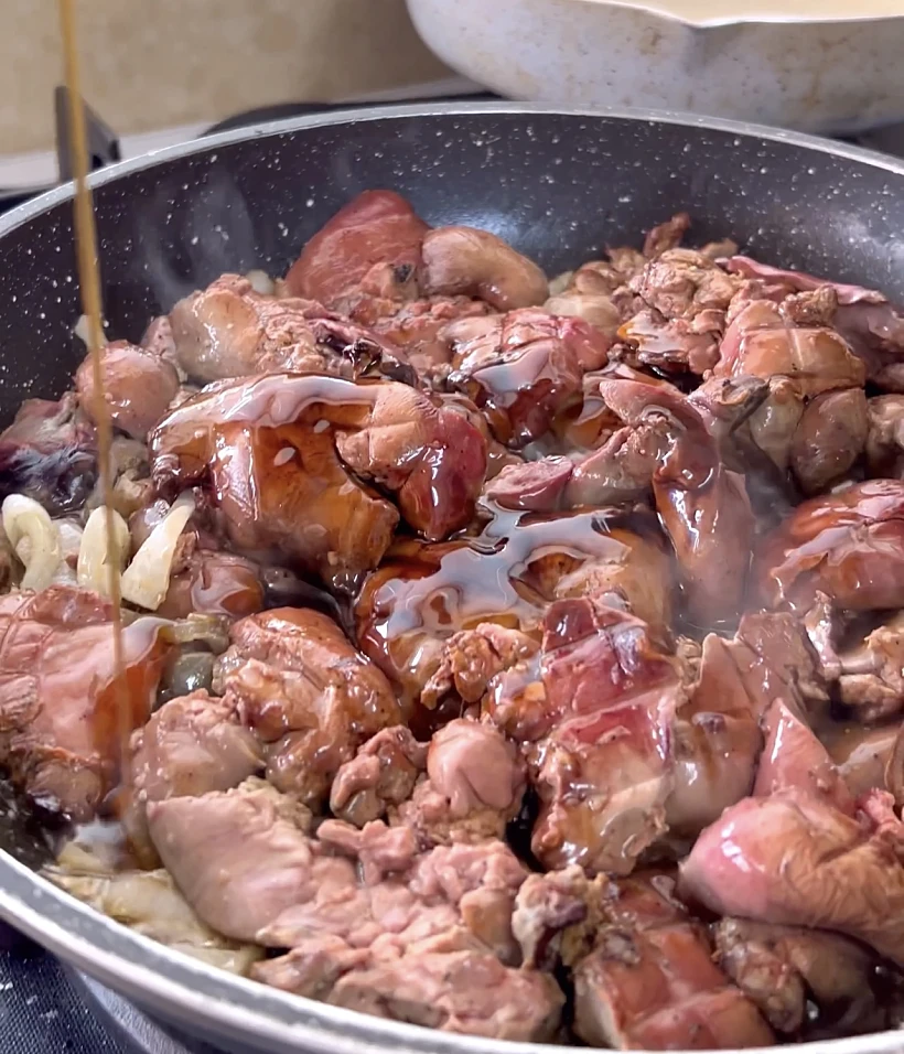 כבדים על פירה, כבד ביין