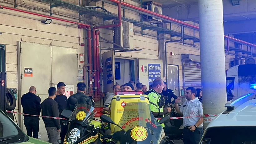 זירת ניסיון הרצח במוסך בחולון