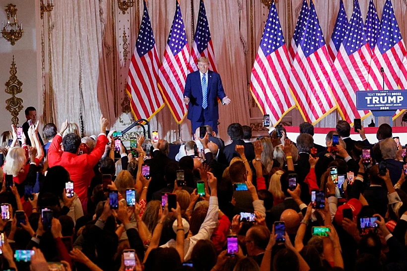 דונלד טראמפ במאר-א-לאגו