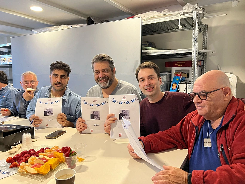 הקאסט של "קופה ראשית