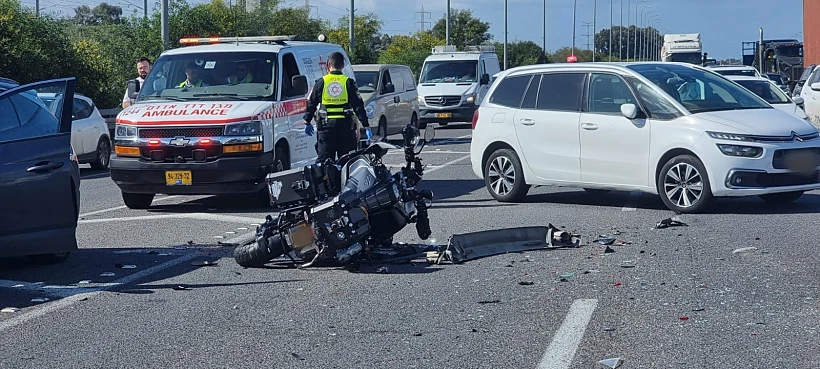 זירת תאונת האופנוע בכביש 4