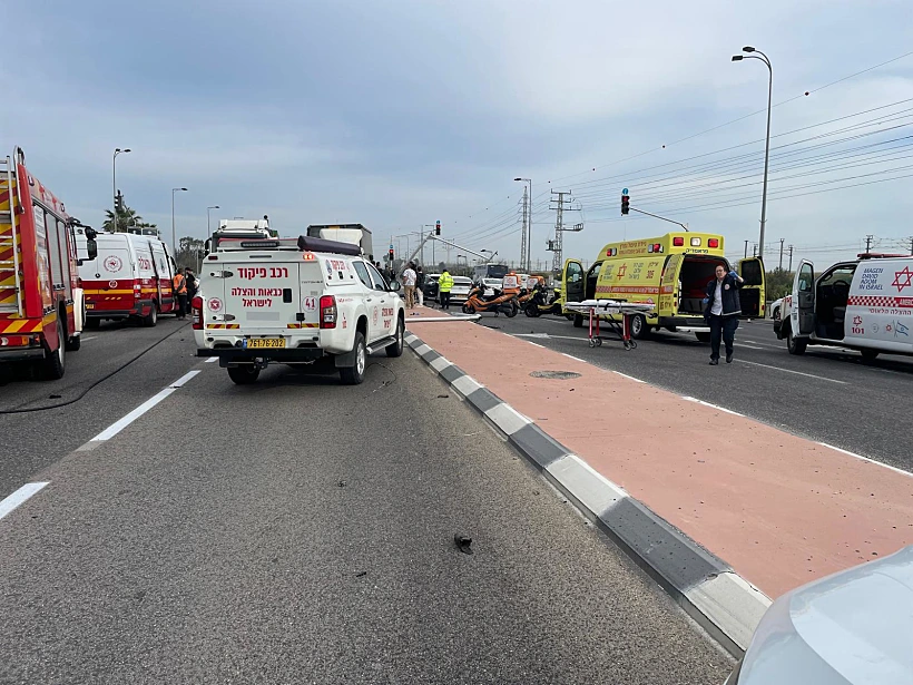 זירת התאונה בכביש 40