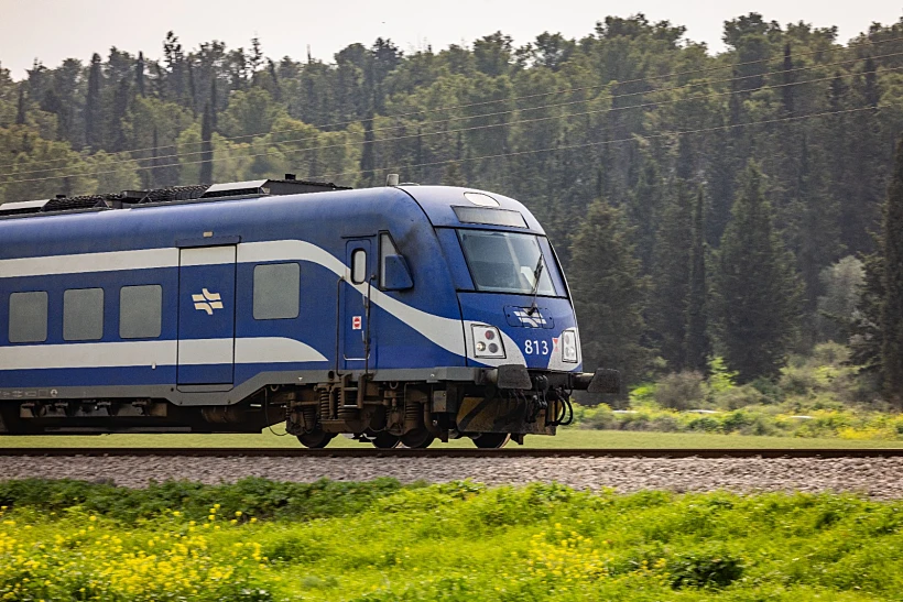 רכבת ישראל באזור מושב טל שחר בשפלה