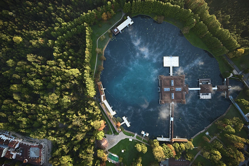 אגם Hévíz  - חופשת ספא בהונגריה