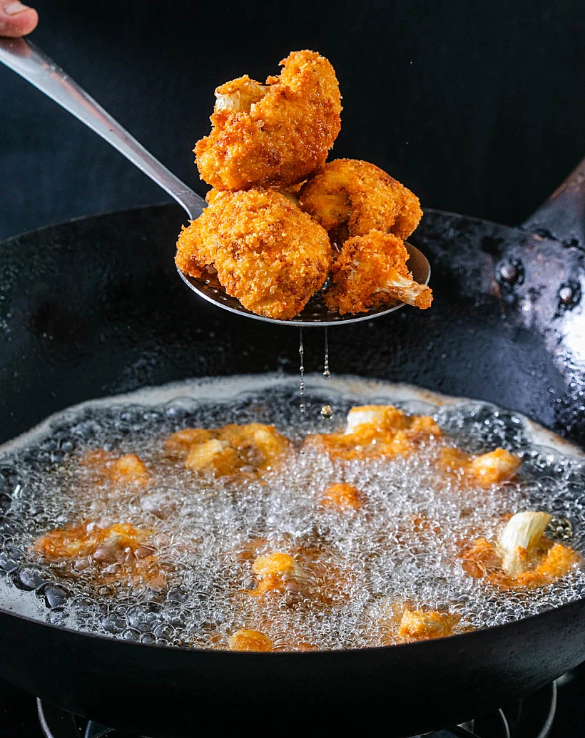 פרחי כרובית בציפוי פריך של אהרוני