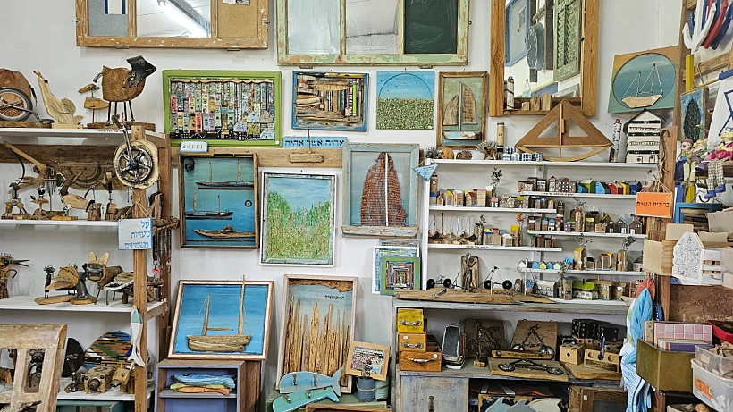 סטודיו יש מאין בנחשולים