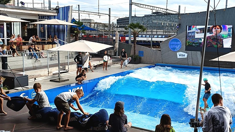 גלישת גלים אורבנית בציריך