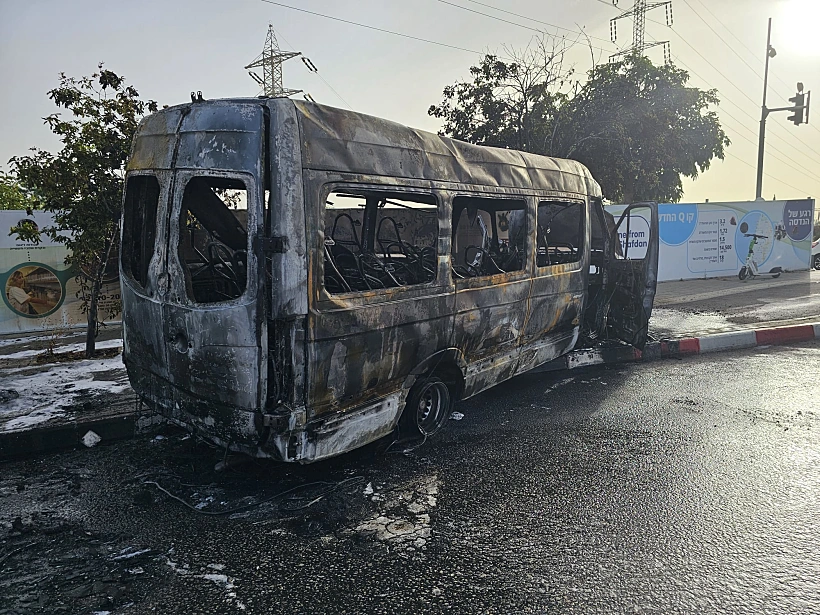 המיניבוס שהתפוצץ במחלף וולפסון