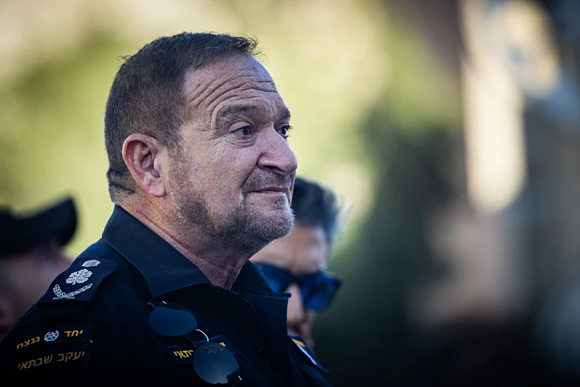 המפכ"ל קובי שבתאי במצעד הגאווה בירושלים