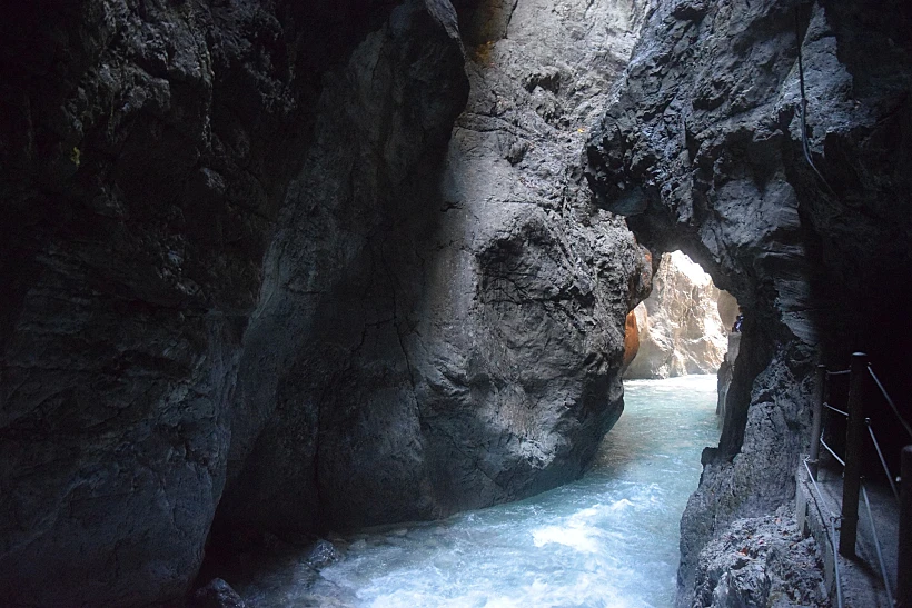 נקיק פרטנאך-קלאם - Partnach Gorge בוואריה גרמניה