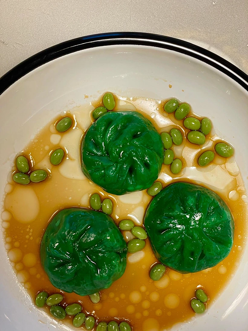 שני סיני במסעדת פופ אנד פופ