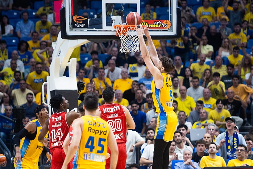 מכבי תל אביב נגד הפועל תל אביב