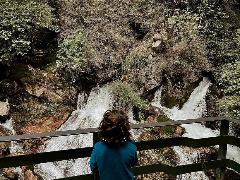 טיול אל מקורות נהר היוברגאט בפירנאים ספרד