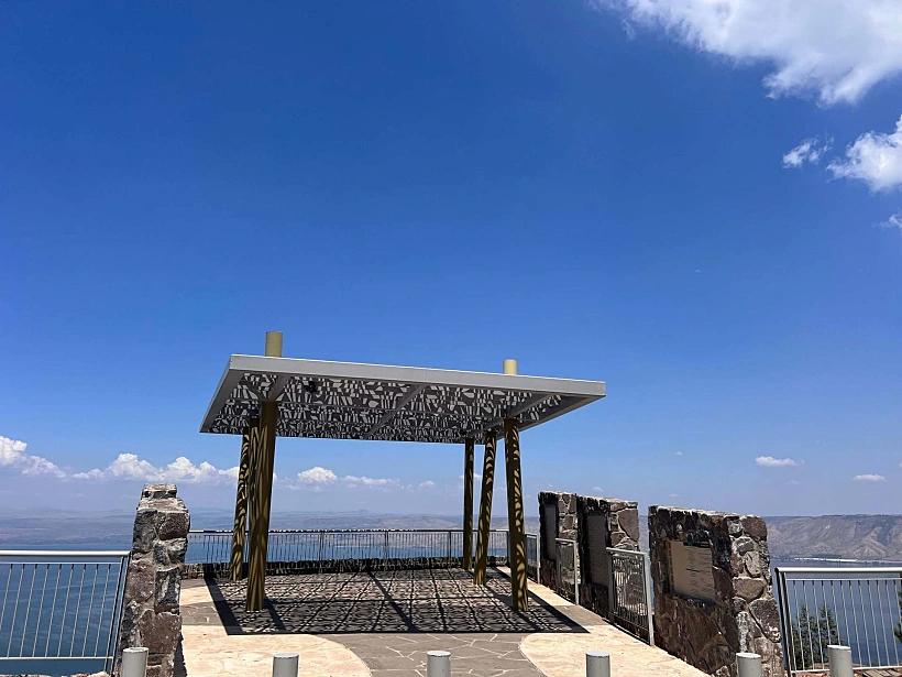 המרפסת ביער שוויץ