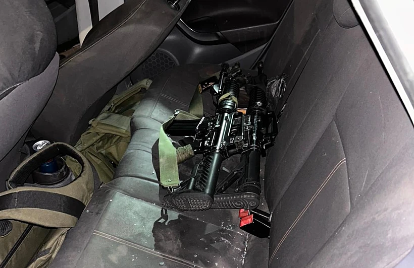 אמל"ח שנתפס ברכב המחבלים בשכם