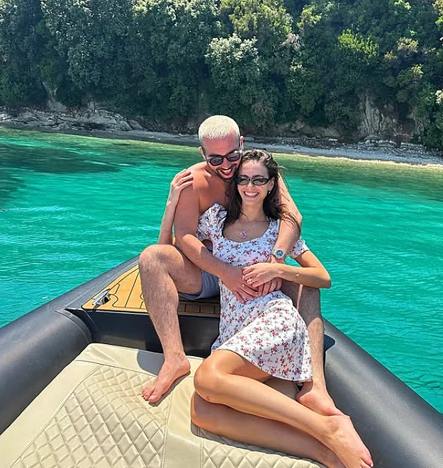 עומר אדם, יעל שלביה