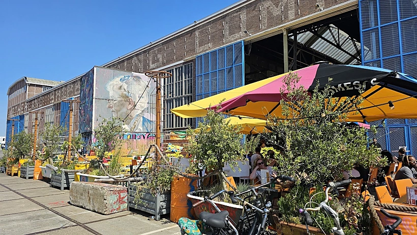 שוק IJ-hallen אמסטרדם