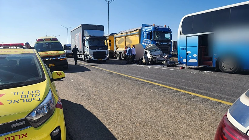 זירת התאונה במחלף בית קמה