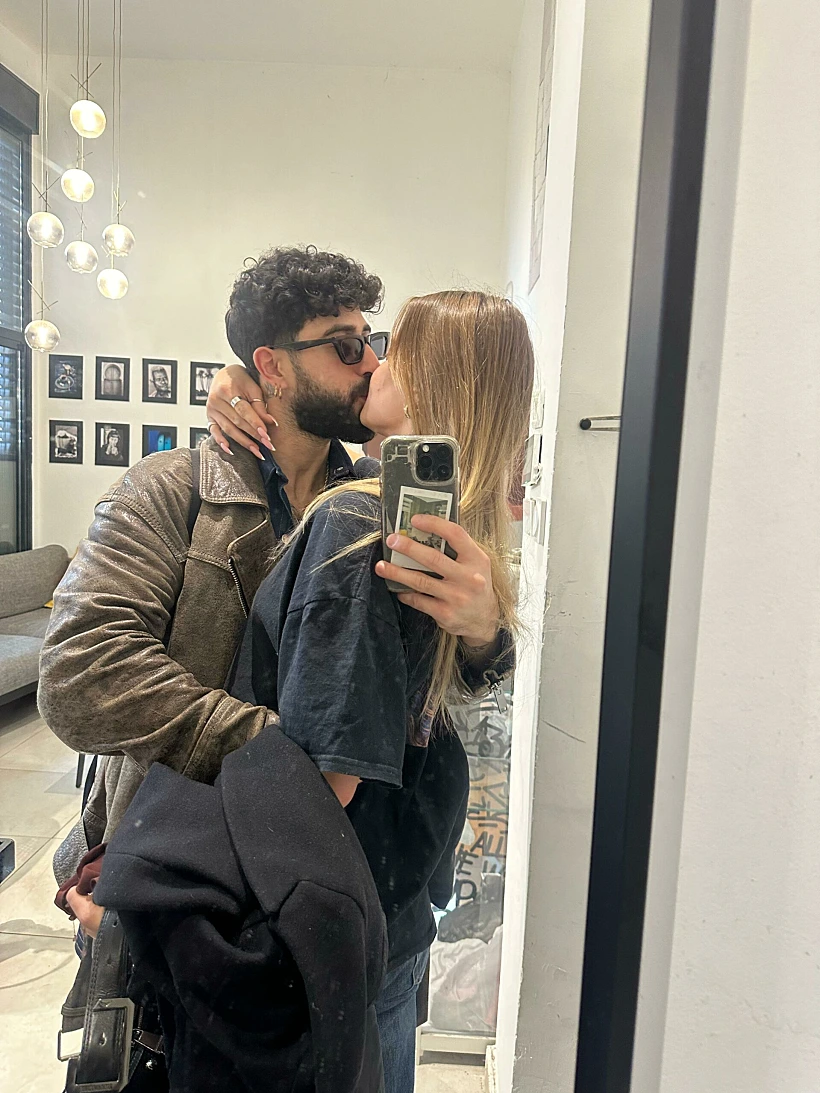 ניצן ירושלמי ובת הזוג ורומי