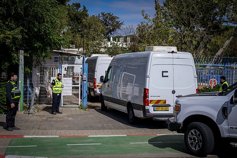 שיירת החללים החטופים מגיעה לאבו כביר