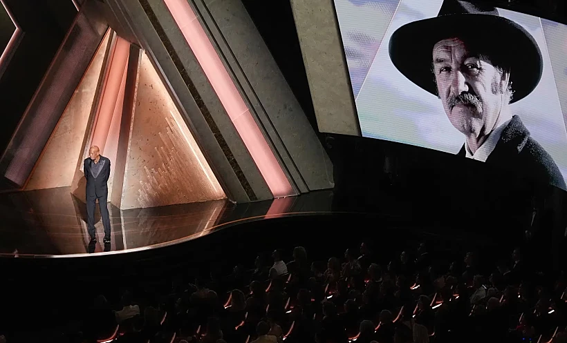 מחווה לג'ין הקמן