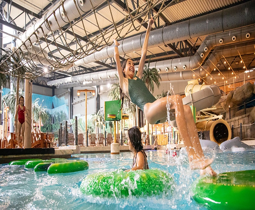 Aquadome Activity Pool Bilund כפר הנופש LALANDIA