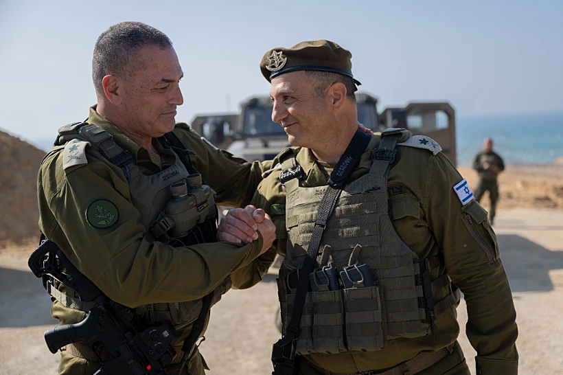 הרמטכ"ל זמיר ומפקד פיקוד הדרום יניב עשור