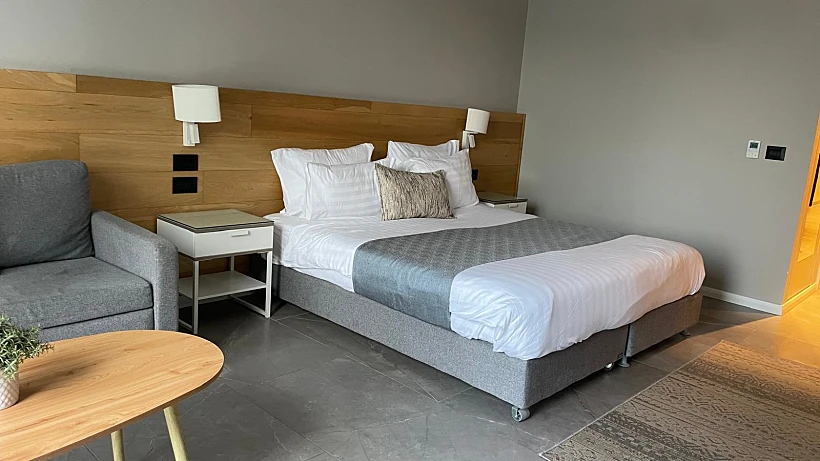 מלון לוגוס יד השמונה