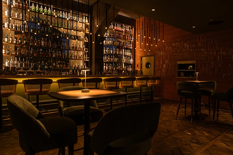 בר 22 במלון ענבל