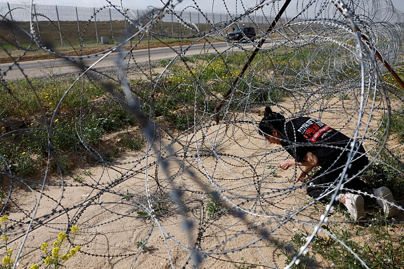 עינב צנגאוקר במחאה לשחרור החטופים
