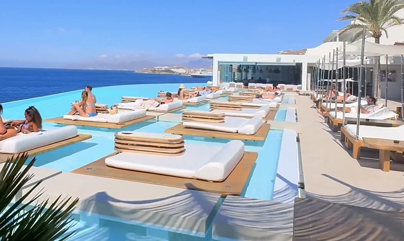 הבריכה המרכזית של Cavo Tagoo Mykonos מיקונוס