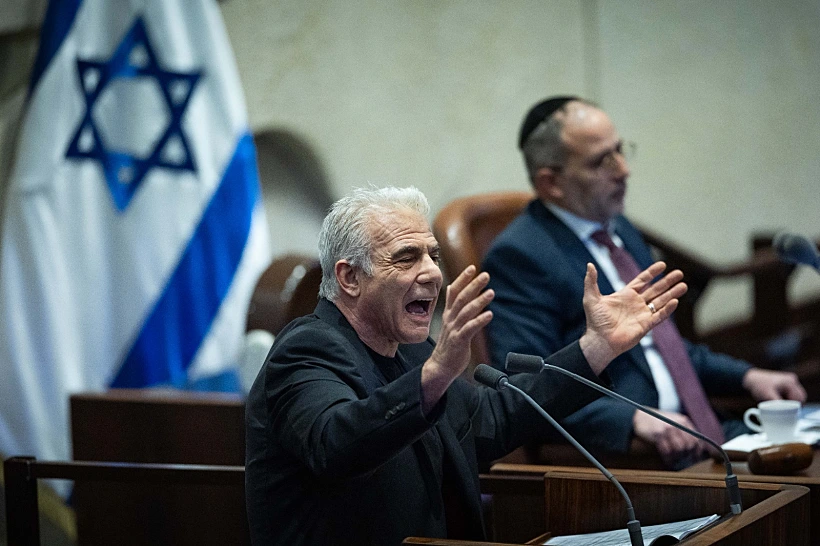 ראש האופוזיציה יאיר לפיד בדיון לפני ההצבעות על התקציב