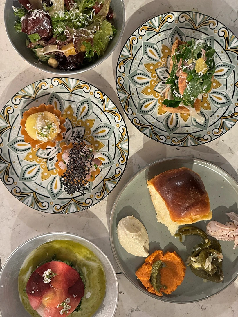 נעמי גיאת, בודגה