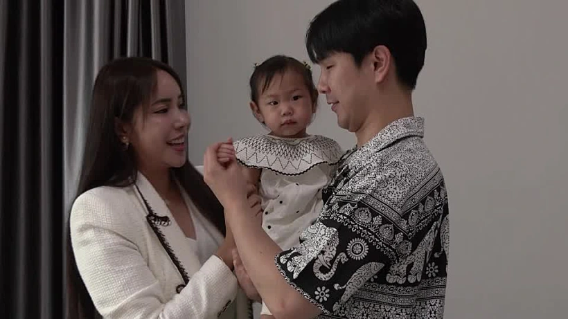 Personal: Korean Tourist Recounts Jumping Across Splitting Bangkok Skyscraper To Reunite With Family