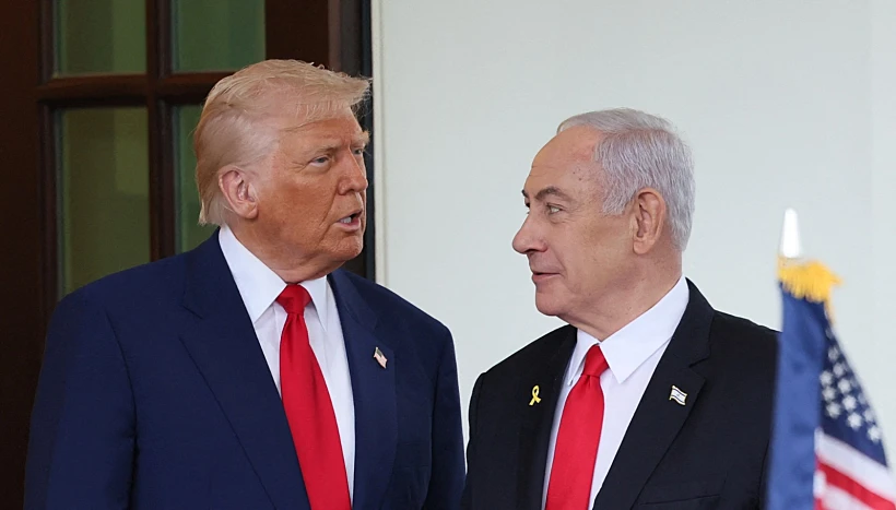 טראמפ מקבל את פניו של נתניהו בפתח הבית הלבן, הערב