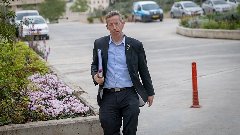 נציג הממשלה יוסי פוקס בבית המשפט העליון