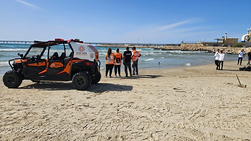 סריקות בחוף בחדרה