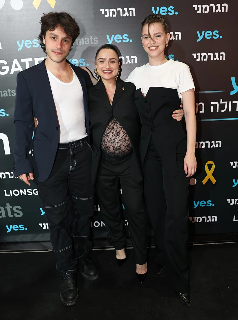 נאיה בינשטוק, אניה בוקשטיין ועידו טאקו